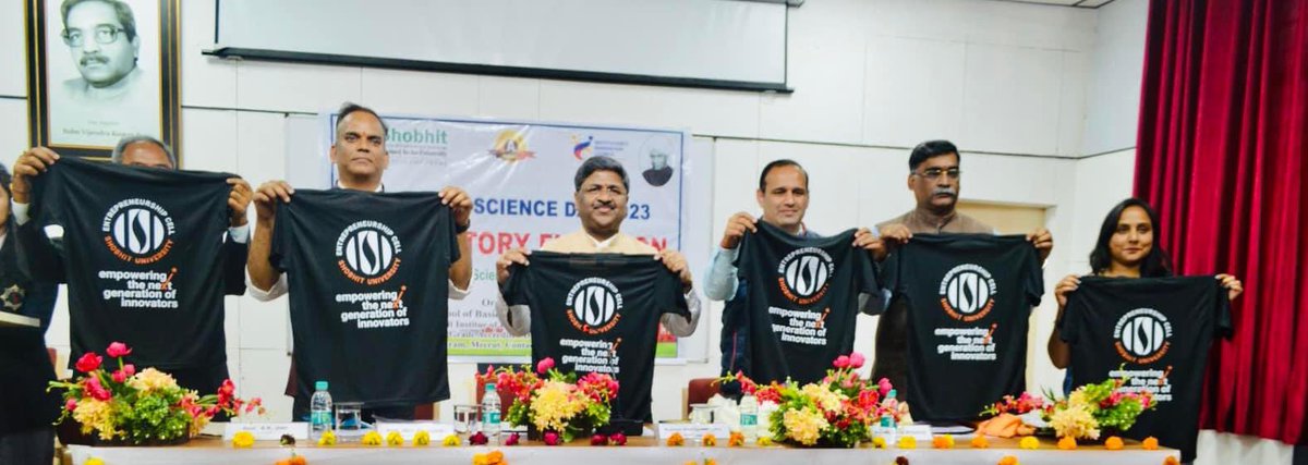 kunwarsv's tweet image. I congratulate University Entrepreneurship Cell for organising multiple workshops, seminars and training sessions to provide proud #Shobhitians with opportunities to learn from successful entrepreneurs and gain practical skills for starting their own ventures!
#ECell @shobhituniv