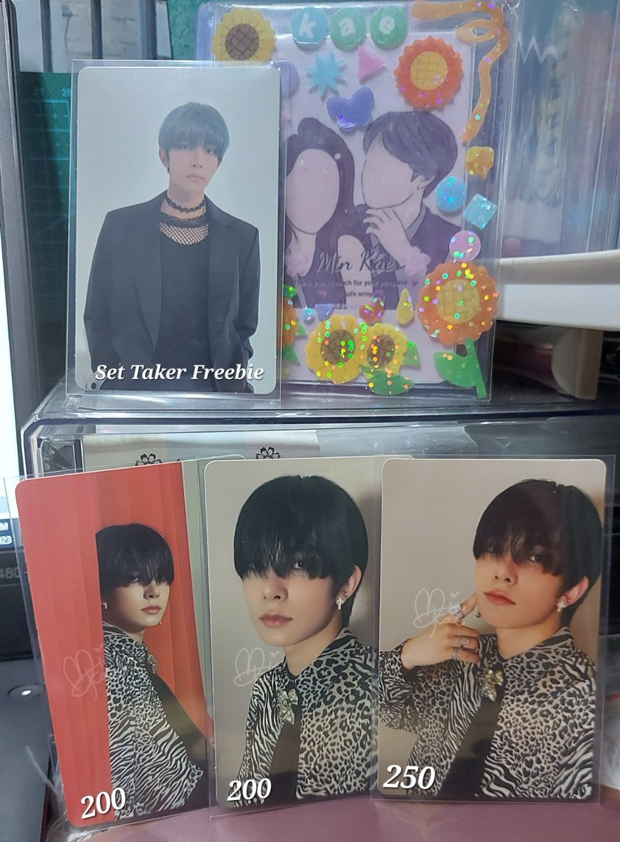 MinKae09's tweet photo. wts lfb tingi set
Enhypen Heeseung PC
SET Price 550 (Pob Freebie, Free PF)
Tingi Price (Please see photo)
+ 10 PF
+ SF
- Mint Condition / Extra declutters
- DM request
- SDD/GGX/SCO other couriers, you book.
- Please help RT
#KaeSell #KaeProof https://t.co/Pdwo8KV2gb