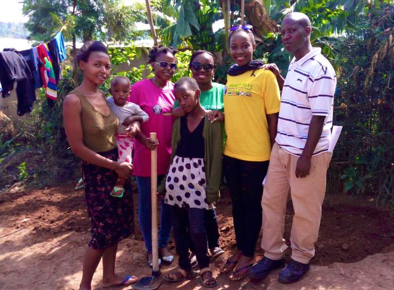 Engage_REACT's tweet photo. #TBThursday : #REACT2016 project hosted in 🇷🇼 geared towards enhancing nutrition in the community. #IamARector https://t.co/TGFWwHy9IF