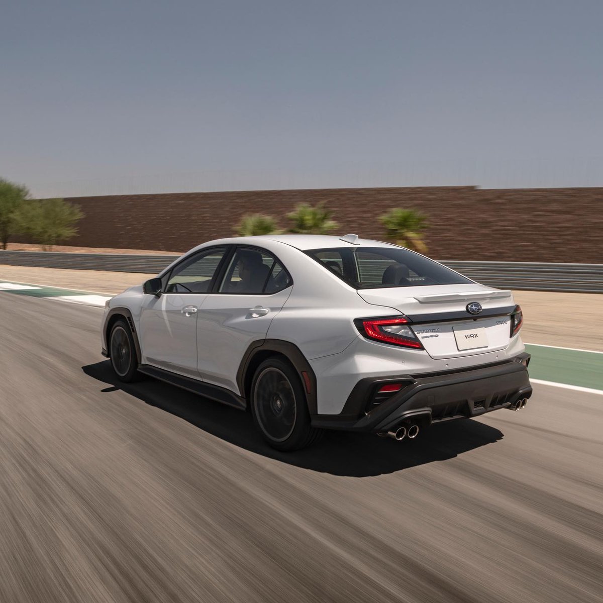 Subaru tweet media