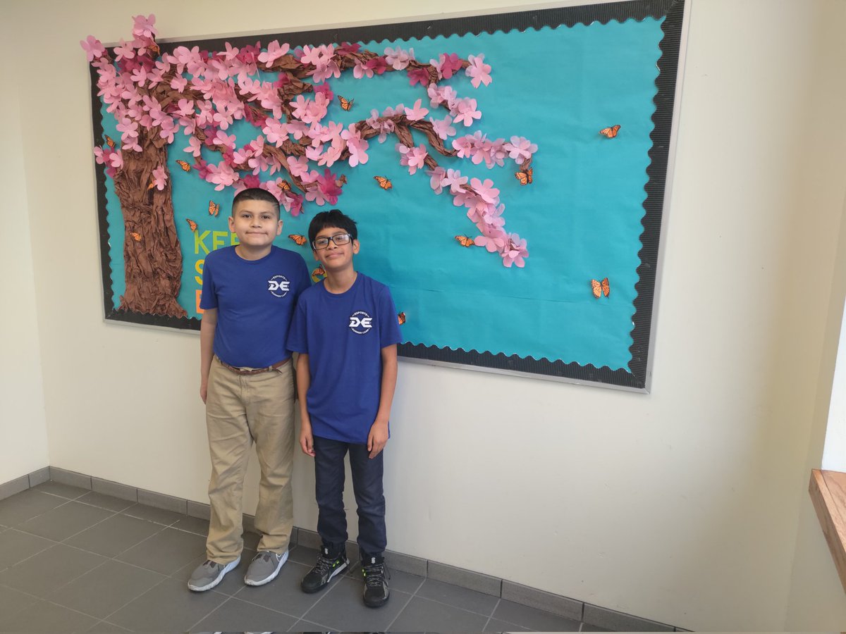 Celebrating Dr. Seuss with twin day