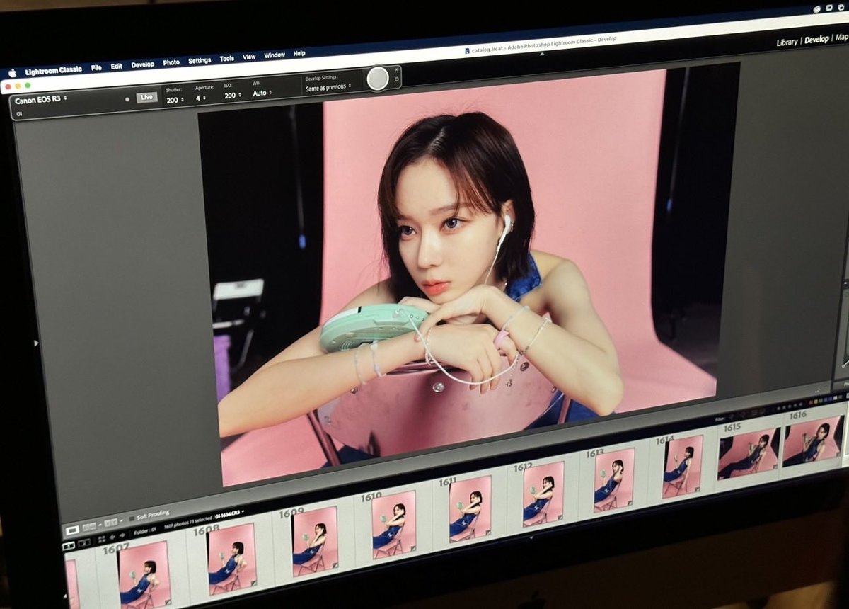 winrina_bbl's tweet photo. ⭐️💭 230302
[2:59pm KST]

“🙈♥️” https://t.co/DmEeJLkYAc