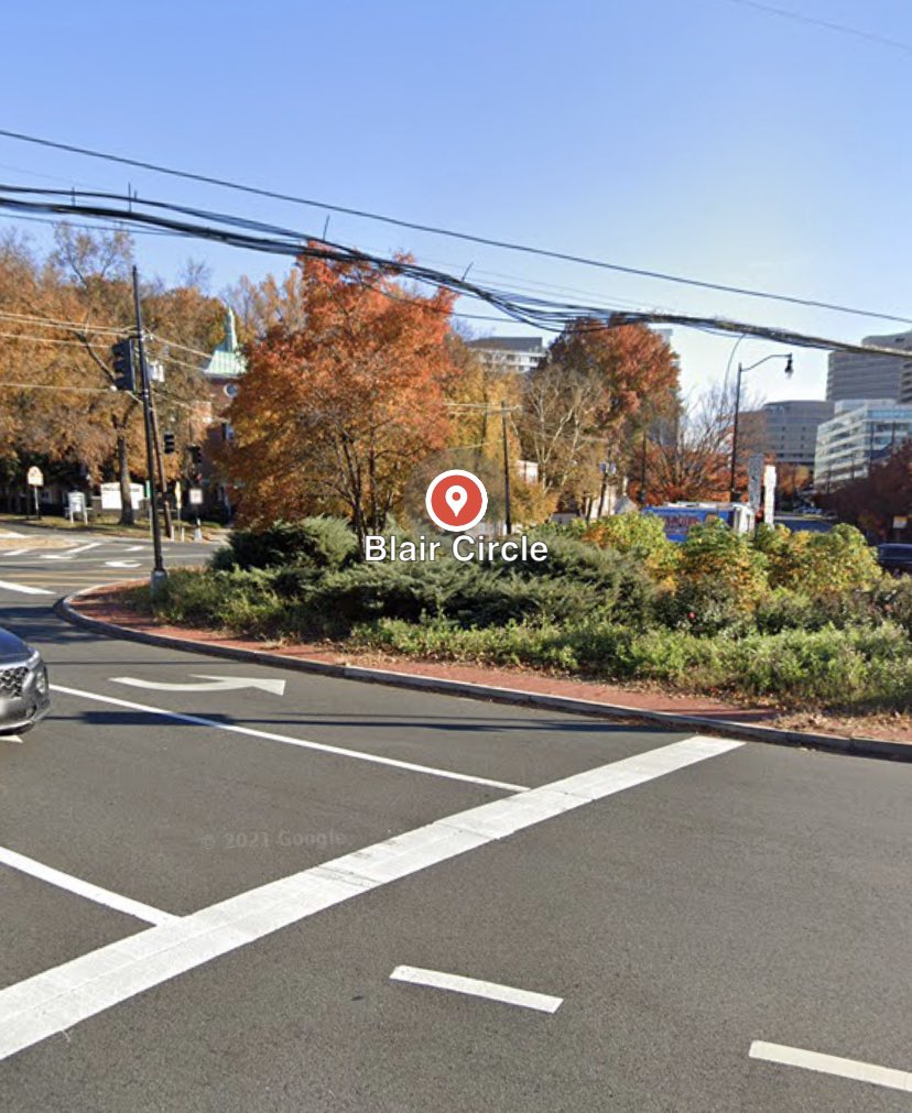 TheDMVLive's tweet photo. UPDATE: police are now saying the robbery took place at 16th Street & Eastern Ave, right at the traffic cricle (Blair Circle) at the #WashingtonDC line. Suspect fled northbound on 16th St, into the county. @SourcetheSpring https://t.co/kezyWSp1jk