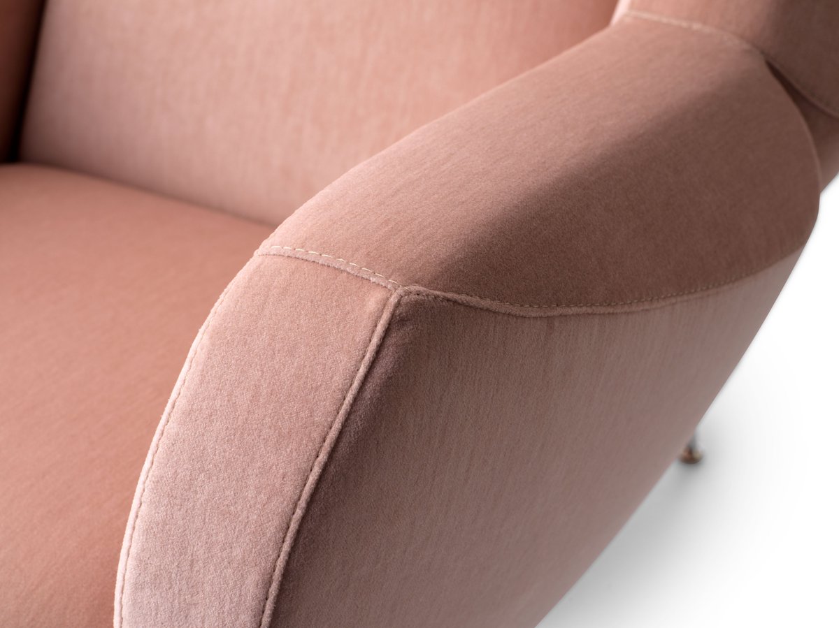 HInterieurs's tweet image. De fauteuil Anton van Leolux is de perfecte combinatie van comfort en design. 
#Leolux #fauteuil #design #Comfort #winkelcentrumoudrijswijk

Kom naar de showroom en laat u verbazen.
heida-interieurs.nl