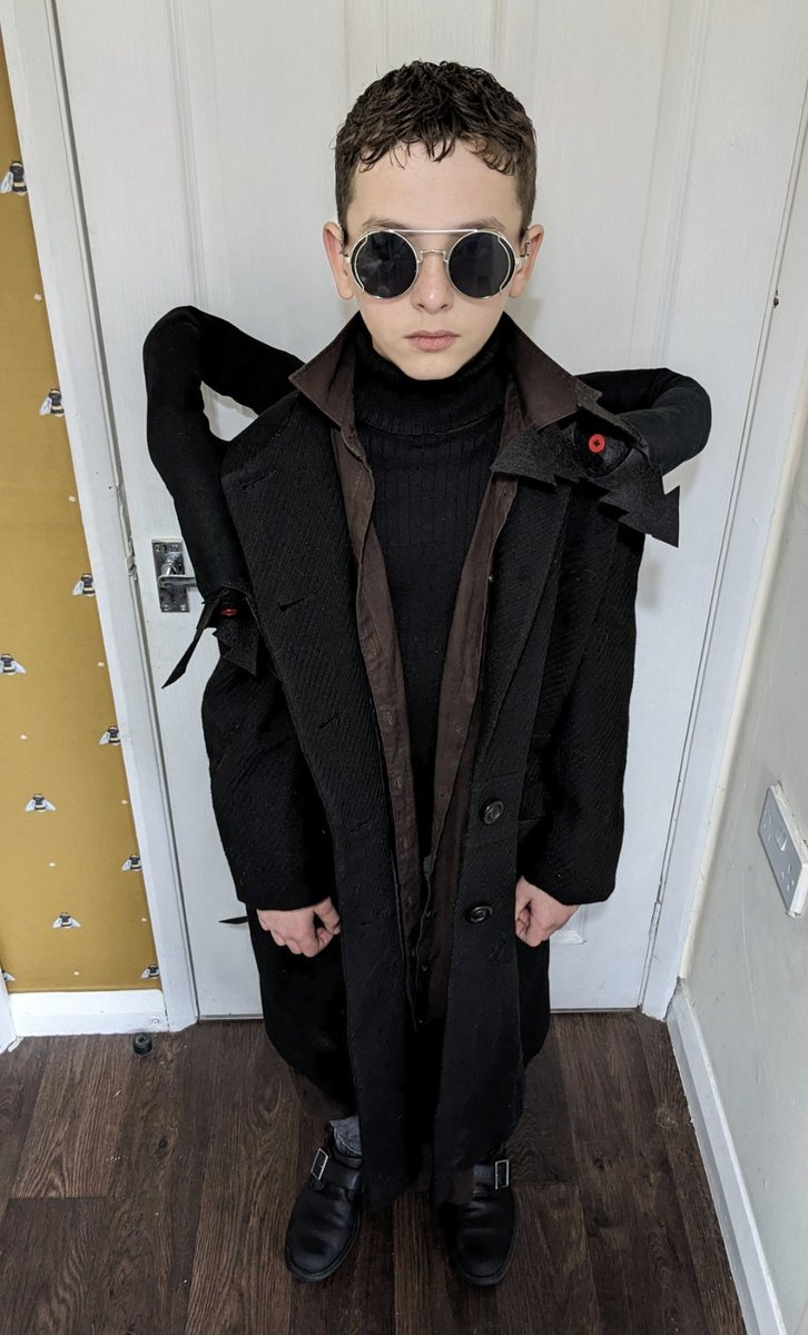 Clairbear295's tweet photo. @PackedLunchC4_ Oliver age 10 from Featherstone West Yorkshire, staying in character as Doc Ock ( Dr Octopus) #worldbookday #droctopus https://t.co/Tzrg5FoIyt