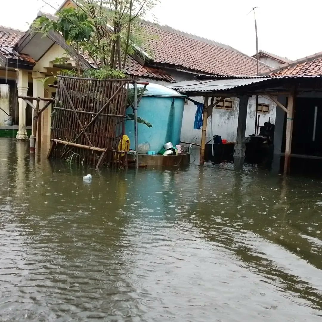 About Tangerang tweet media