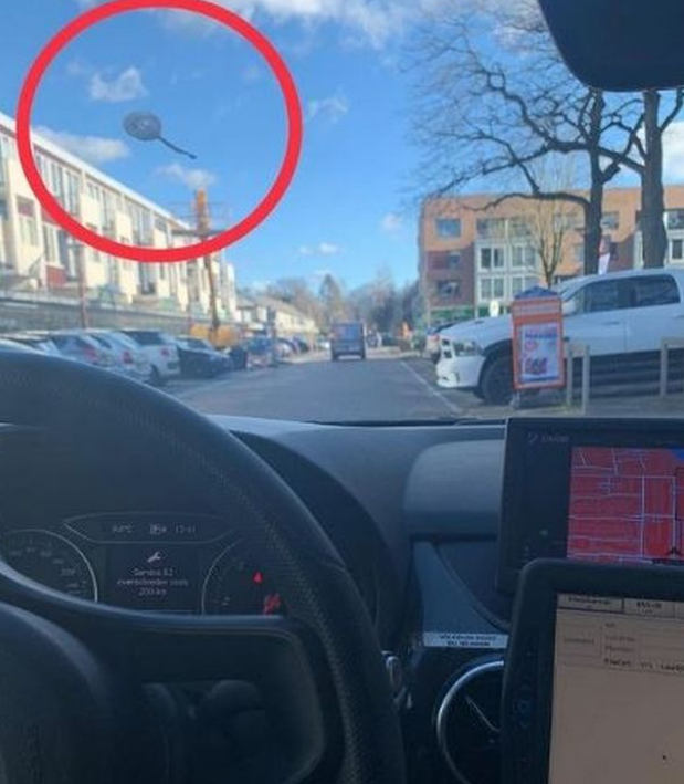 arlenestuartuk's tweet photo. Muppet of the day: Police officer in the Netherlands monitoring what he thought was a 'Spy Balloon' turned out to be a UFO shaped bird poo on his windscreen. #wtf #forth1 #balloon @MartynEwart @BoogsTweets https://t.co/85hsSgpJAf