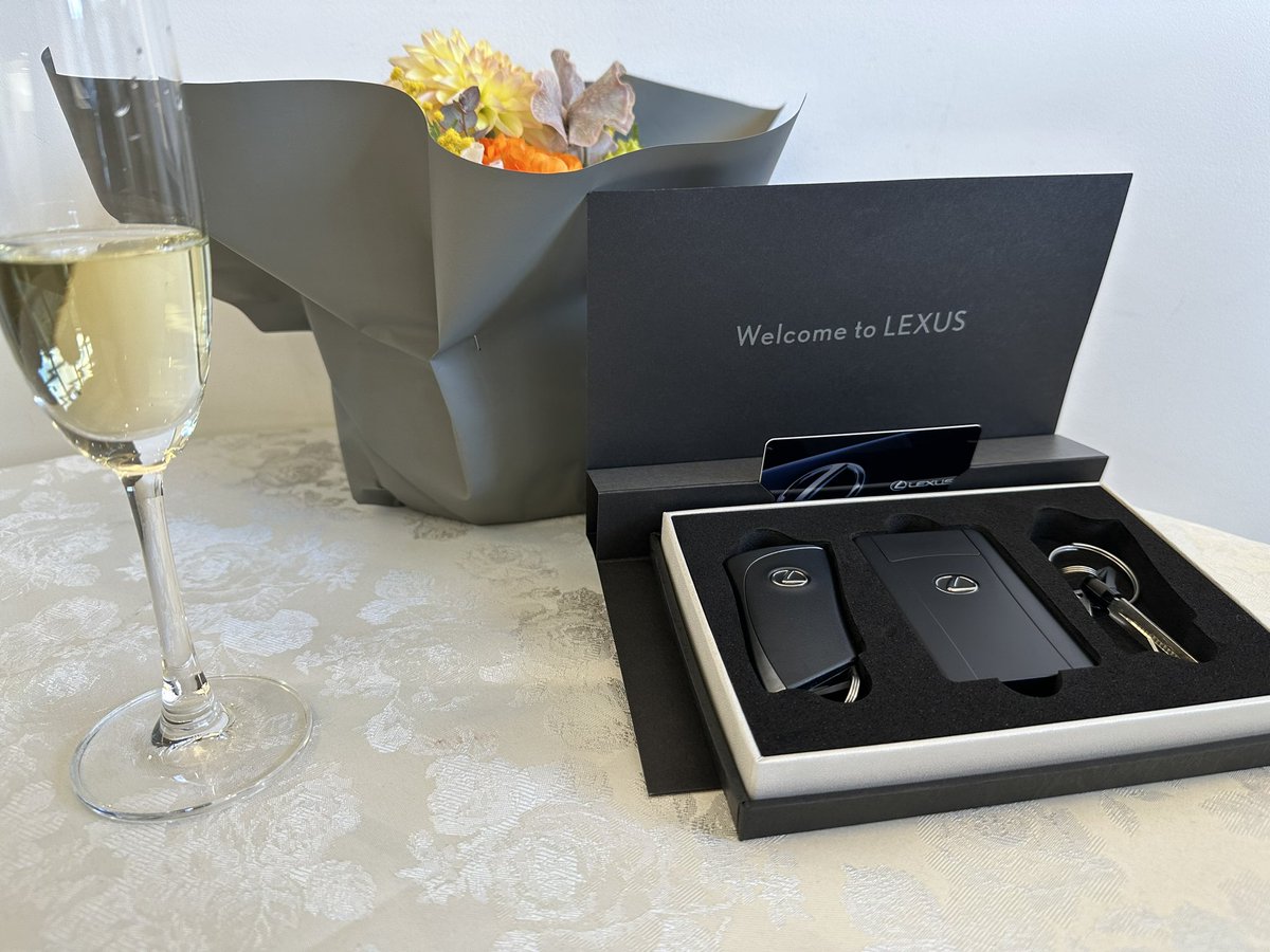 lexusVL250's tweet photo. 5年に先代NXが欲しくなり、フルモデルチェンジを気に注文して、本日納車しました。
控えめに言って最&amp;高です。 https://t.co/g8DrBWpz9u