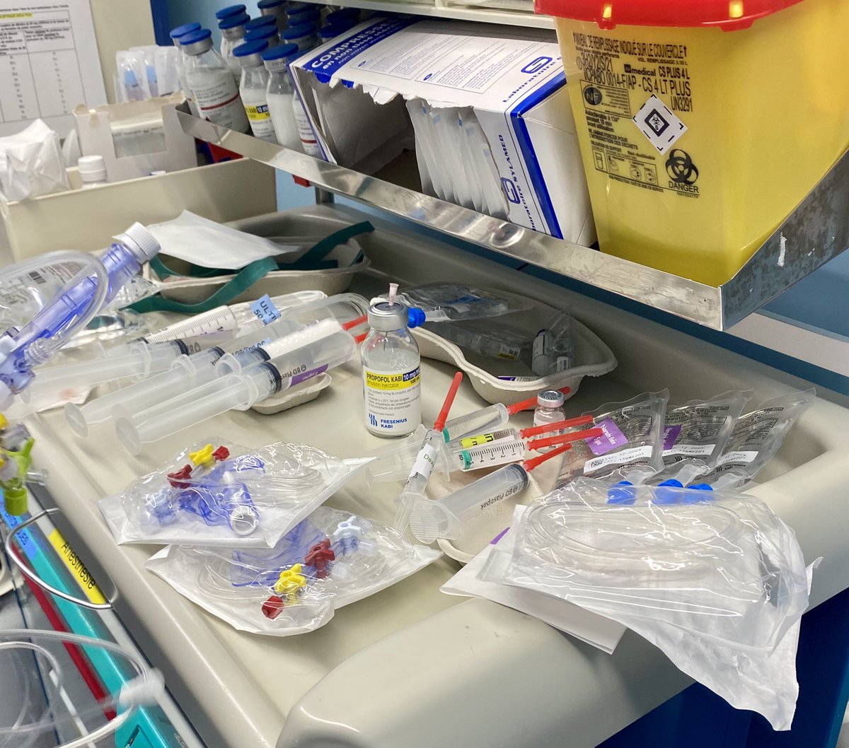 cyriltrd's tweet image. Chaque matin, ils ouvrent le soin…
👏 aux premiers sur le terrain ! 
#IBODE #IADE