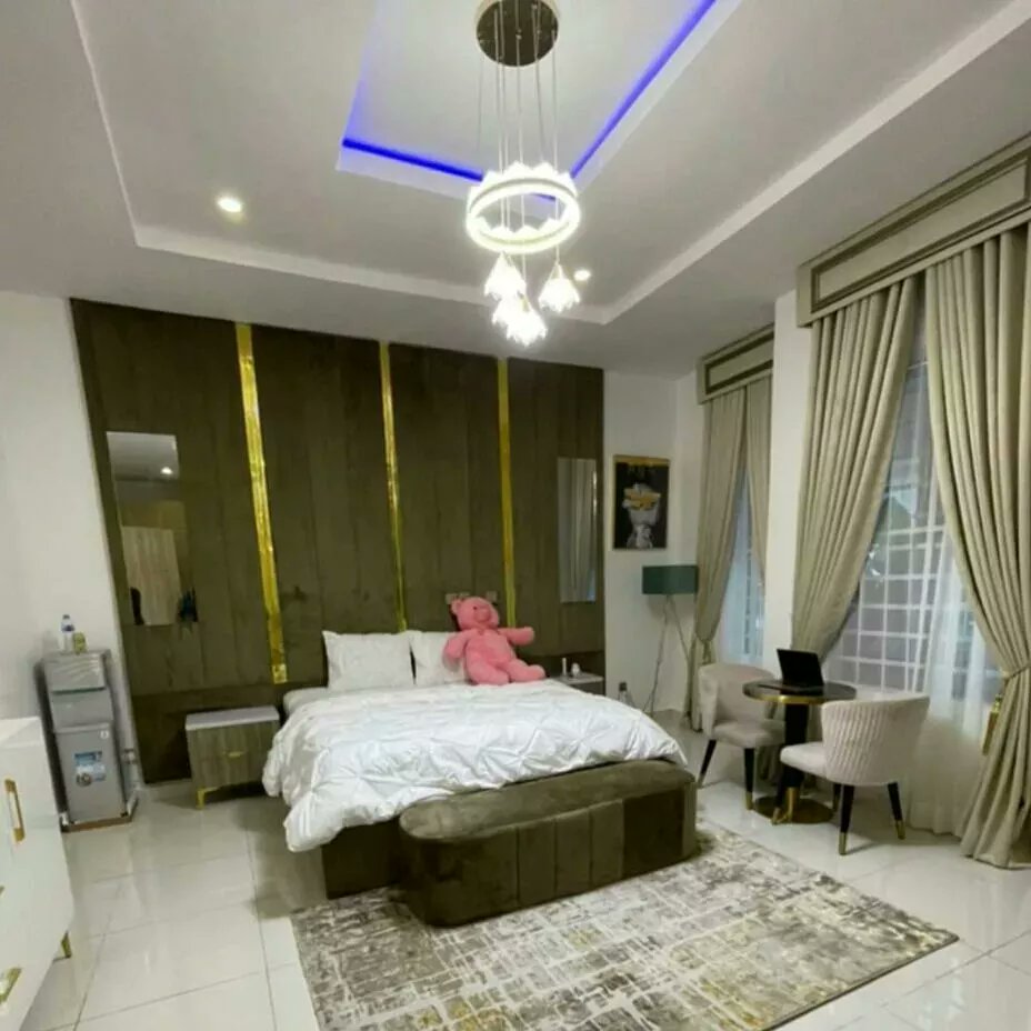 Interiorhub01's tweet photo. So Inviting ππ..
Reach out to us to for perfect styling of your spaceπ
Telβ: 09136613071
.
.
.
.
.
.
.
#interiordesire #homeinteriorlagos #lagosislandvendors #lagosinteriorhomes #lagosrealestate #trending2023 #architectslagos #phinterior #realestateabujainvest #luxuryng https://t.co/dDM1zb6jbq