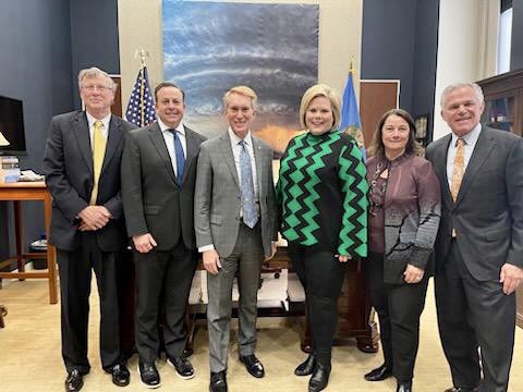 AmyCalvert's tweet image. Great mtgs with our Senators &amp;amp; Representatives.   Great work in DC, bringing awareness &amp;amp; support for Local Broadcasting.    Proud to be an Oklahoma Broadcaster!   #WeAreBroadcasters #kjrh #2NewsOklahoma
