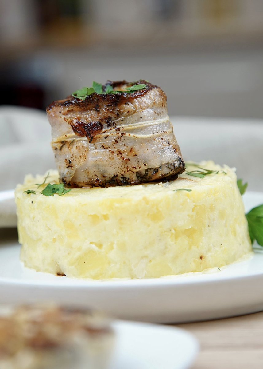 Mimi_Cuisine's tweet photo. Le filet mignon de porc, une recette juste incroyable❤️
#Blogcuisine #filetmignon #filetmignondeporc #filetmignonpurée #Idéesderecette #Influenceusescuisine

https://t.co/wyXSlEp6TP https://t.co/caqdw1Nn0X