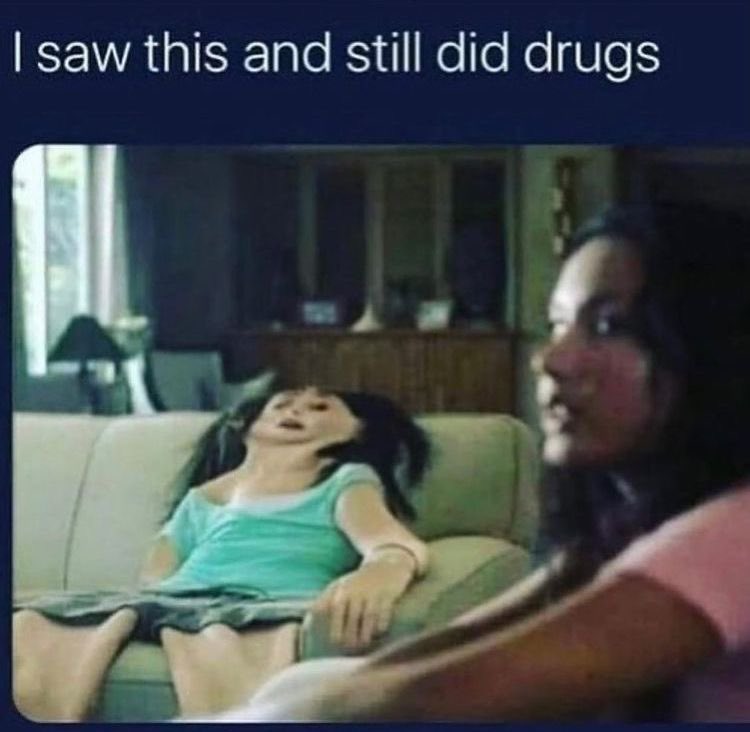 I swear these commercial were always playing😂😂😂