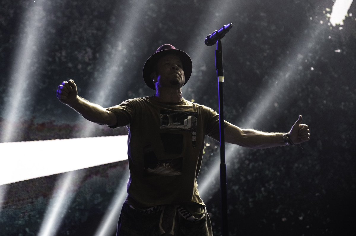 brian_littrell's tweet photo. This past week around the world with #DNAWorldTour2023 🌎 #THANKYOU Singapore and Perth! It was so great to be back with you... 🤗🤗 https://t.co/aU7yYgurDs