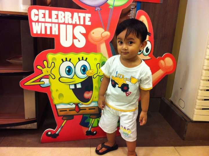 marcuslayy's tweet photo. here's baby marcus to make your day better 💜💙 https://t.co/IKmJ5xqWgV