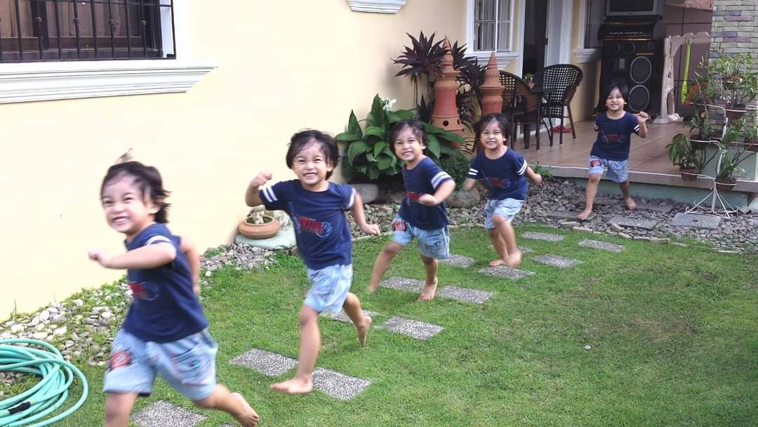 marcuslayy's tweet photo. here's baby marcus to make your day better 💜💙 https://t.co/IKmJ5xqWgV