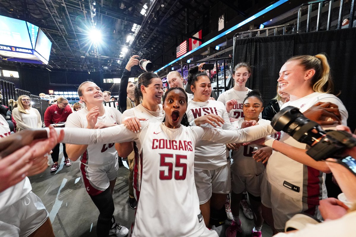Cougs collect historic 20th win of the season with a Pac-12 Tournament victory over Cal

📰 | wsucougars.com/news/2023/3/1/…

#GoCougs | #WAZZU