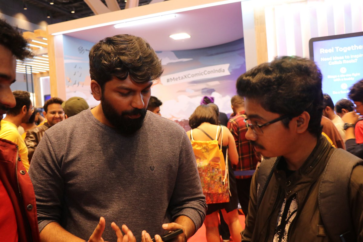 Endwars_comics's tweet photo. The passion with which our brilliant author articulates his thoughts and ideas regarding Endwars is really intriguing!

Comic-Con memories!

#endwars #angelo #commanderstone #comics  #graphicnovel #world #comiccon #metaxcomicconindia https://t.co/RxIpbXURIM