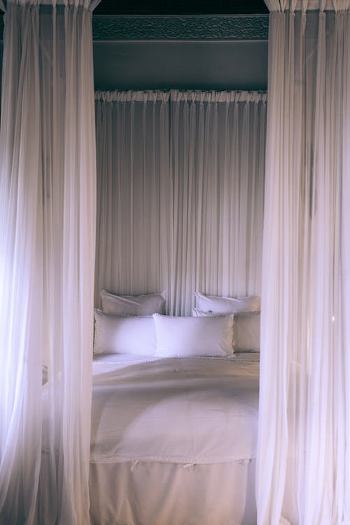suyng2's tweet photo. Hope this thin layer of window screen brings you a good night's sleeping 😊
#curtain #fabrics #sheers #transparent #vescom #interior #materials #interiorarchitecture #interiordesign #interiormaterials #design #interiordesigner #interiorstyling #interiordecoration https://t.co/P97eLaactY