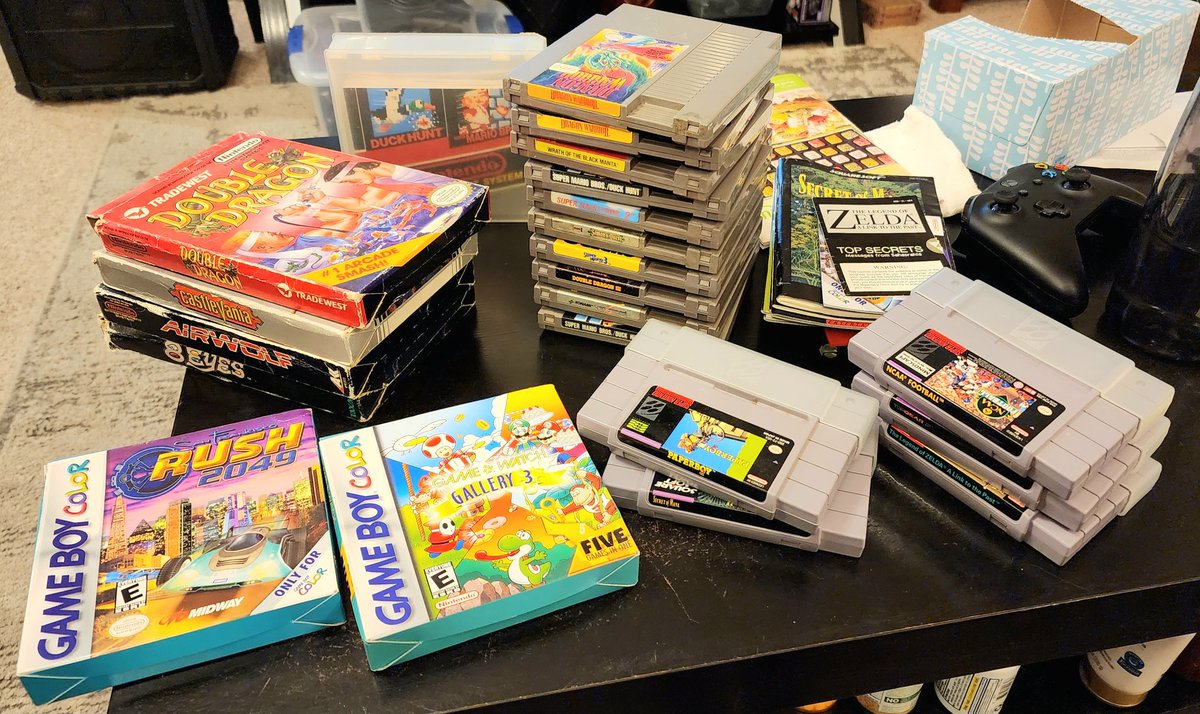 Latest haul. Literally out of no where. 

#Nintendo #retrogames #nes #snes