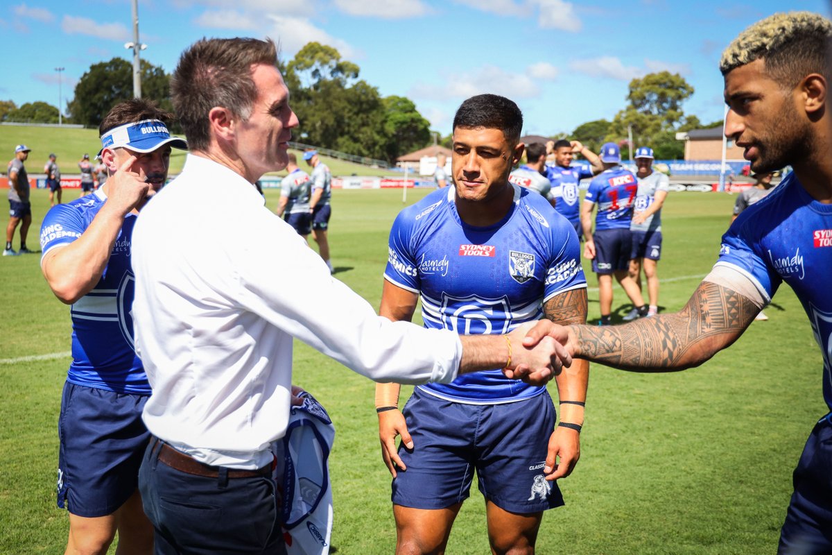 ChrisMinnsMP's tweet image. Running for Premier isn&apos;t easy but I can confirm, training with the @NRL_Bulldogs is way harder! 

It was pretty special to join the team for one of their last training sessions before their first game of the season.