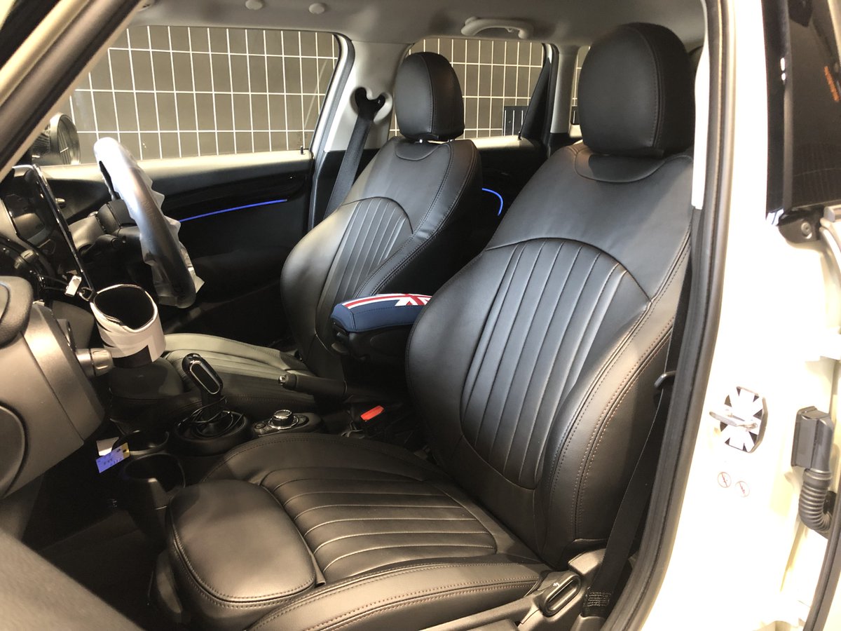 cabana_official's tweet image. 💛MINIday💛
左上から時計回りでCABANAシートカバー🚙ご紹介
#F54 パークレーン本革パンチング
#F55 パークレーン
#F60 ジオメトリックステッチ
#F55ONE パークレーン本革
#カバナ #cabanaseatcover #minilove #miniday #MINIの日 #32の日 #minicooper