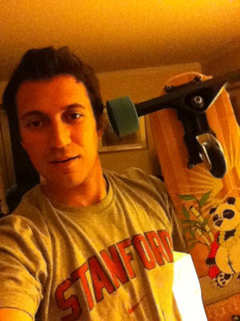 10 years ago today! While I was a geoscientist at TPAO I visited Stanford for two months and got this coolest board called freeboard! I was riding on the hills of the campus! fun days 🙃 This was the hotel room in the campus