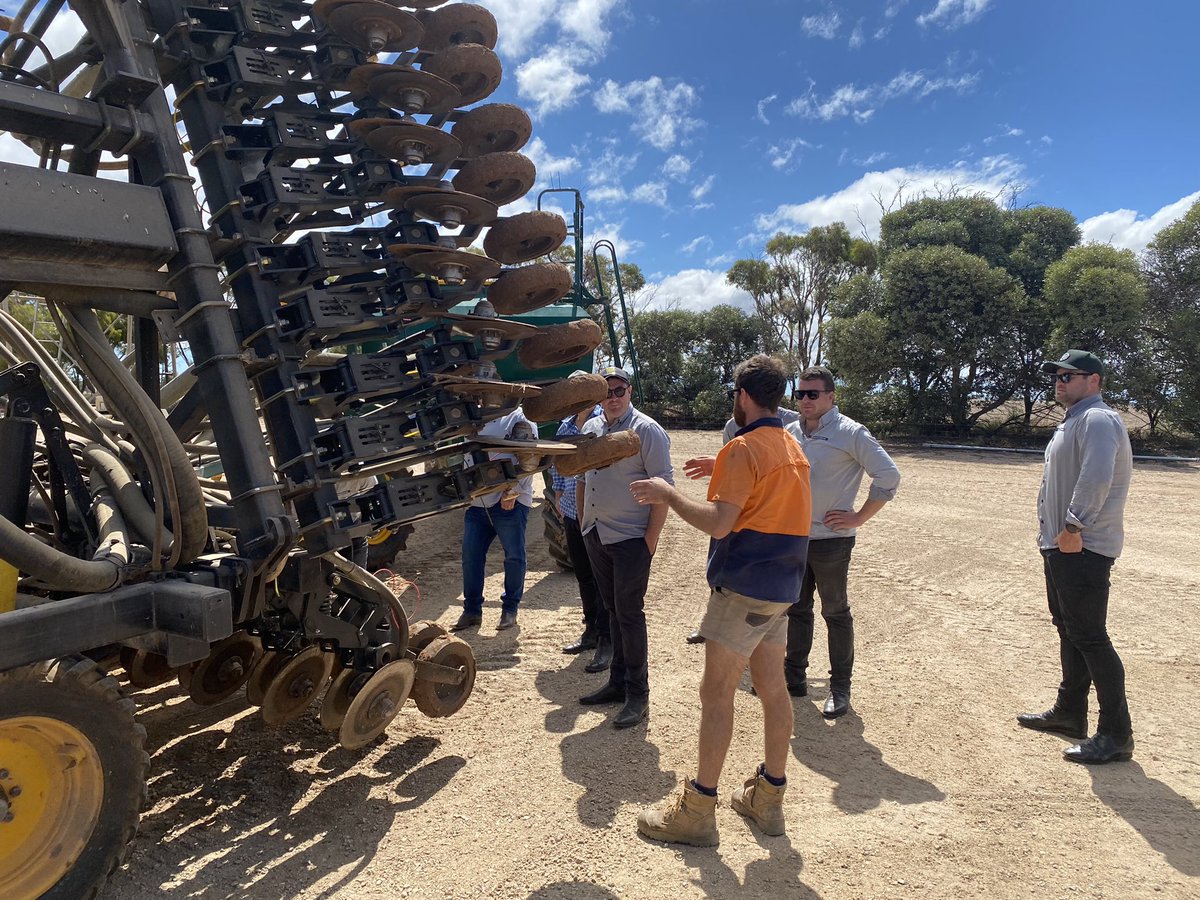 Chris Davey (@cropdoctor54) on Twitter photo Fantastic to host the Dodgshun Medlin group today throughout NYP. 
Many thanks to <a href="/GulfvuePeter/">Peter Edwards</a> <a href="/Timo_Edwards4/">Tim Edwards</a> <a href="/TrengoveSam/">Sam Trengove</a> <a href="/BennColeman1/">Benn Coleman</a> & <a href="/GrantPontifex/">윤희</a> for having us through the day. 
Wonderful sharing of ideas & knowledge. 👍🌾 Fantastic to host the Dodgshun Medlin group today throughout NYP. 
Many thanks to <a href="/GulfvuePeter/">Peter Edwards</a> <a href="/Timo_Edwards4/">Tim Edwards</a> <a href="/TrengoveSam/">Sam Trengove</a> <a href="/BennColeman1/">Benn Coleman</a> & <a href="/GrantPontifex/">윤희</a> for having us through the day. 
Wonderful sharing of ideas & knowledge. 👍🌾