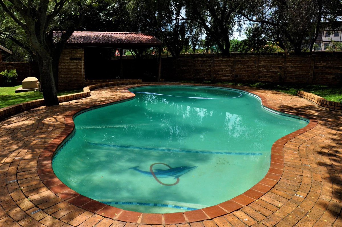 Tumusiime Aaron 🇺🇬 on Twitter "FINE LIVING! 📍Bugolobi Princess Anne