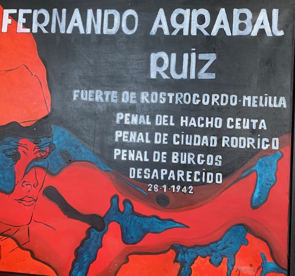 arrabalf's tweet image. Hoy, en el ex-"Penal" de Burgos del que mi padre ¿se escapó? 
los internos interpretan   PICNIC. 
Mi primera obra y la + representada. 
 La guerra.   
Mi padre  me envío un juguete con una escalera exterior 
que lleva al cielo del Teatro y de la Modernidad de las Maravillas.