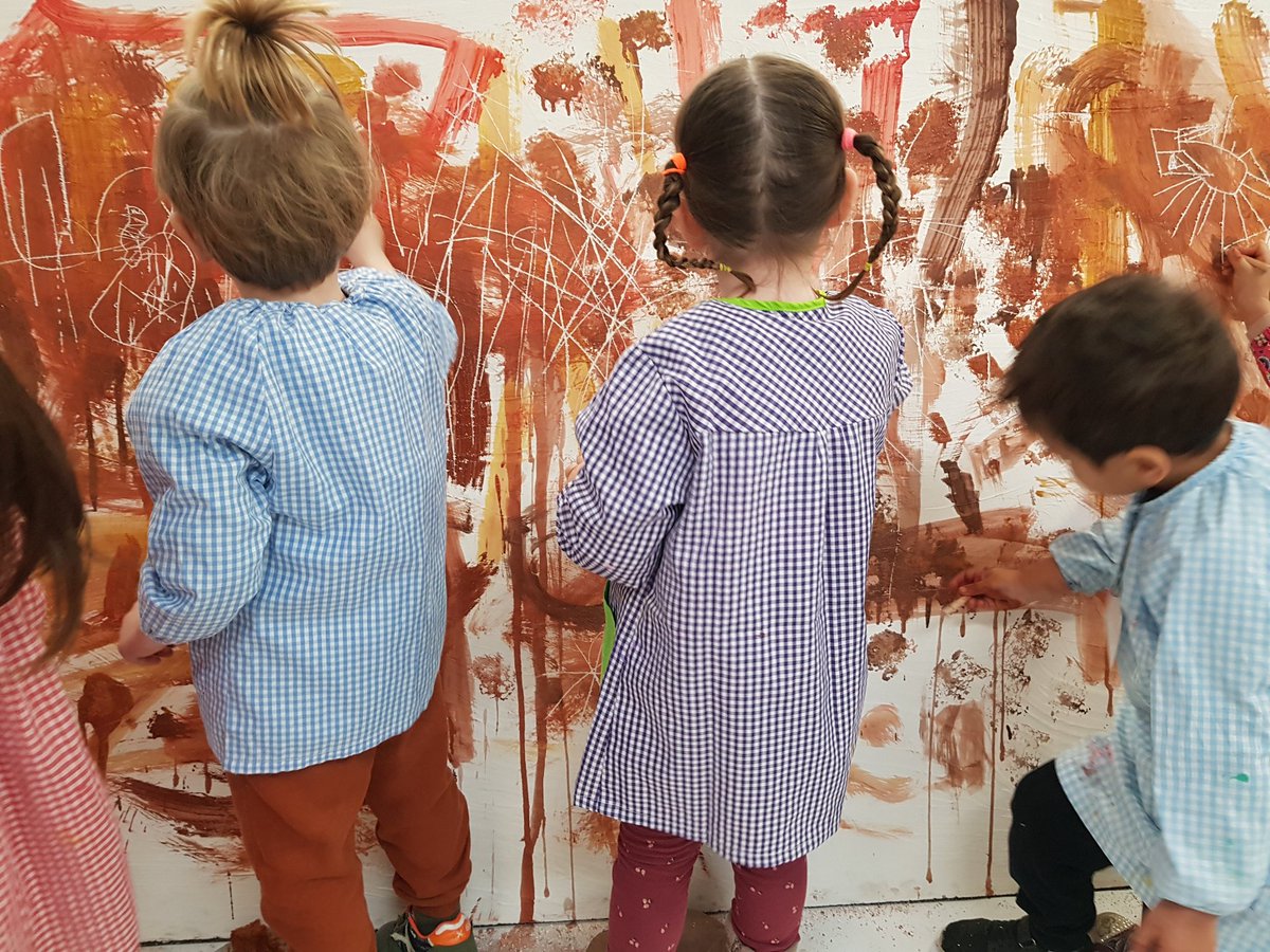 Avui ens ha visitat al Traç l'escola   Tiana de la riba /<a href="/ContesTiana/">Escola Tiana</a>! Els petits i petites artistes han posat el cor i les mans en acció per viure en propia pell un procés creatiu inspirant- nos en Picasso, Miró i Tàpies.
#escolatrac #traçformat  #artescoles
