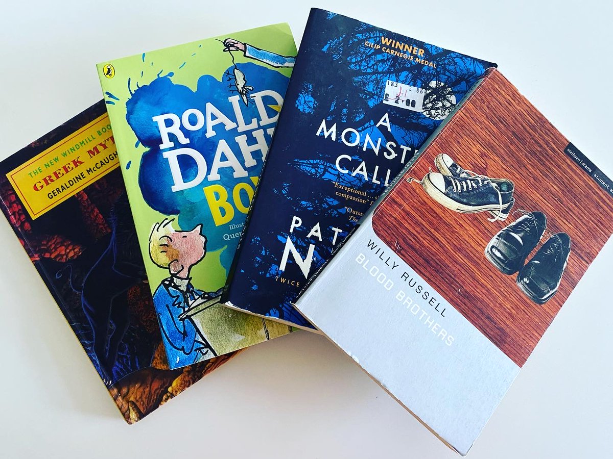 St Cyres English tweet media