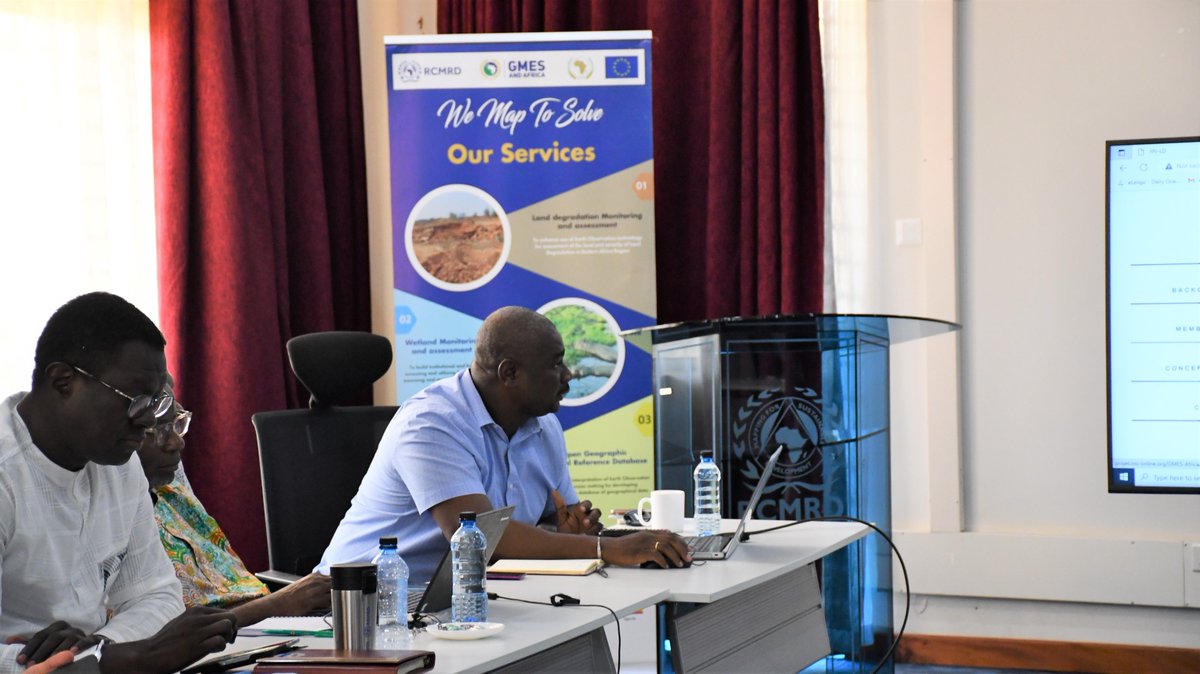 GmesNorthAfrica's tweet photo. The #network of #experts for #monitoring #land_degradation in #Africa comes true. Coordinating the #MISLAND_Africa development process, validating platform products and #promoting the stakeholder #exchanges.
#Cross_fertilization #Earth_Observation #Nairobi https://t.co/OFhAchUhQ2