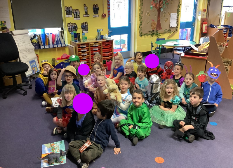 drayton_infant's tweet photo. The Reception children were looking great for World Book Day today. They were all very excited to see the adults dressed up in school. https://t.co/upbQvK1yg6