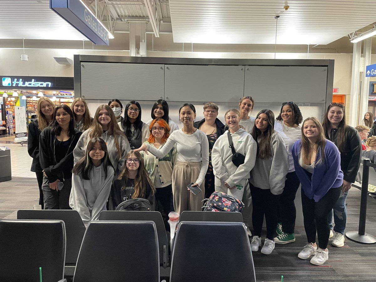 Howell North FCCLA is off to NY! ✈️ 🍎 🗽