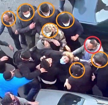 NatalieAmiri's tweet photo. So viele Männer des Staates braucht es in der Islamischen Republik #Iran, um eine Mutter, die um das Leben ihrer Tochter fürchtet, weil sie einem der Giftgas Anschläge von religiösen Extremisten zum Opfer fiel, zum Schweigen zu bringen. https://t.co/yU1KLcSpwj