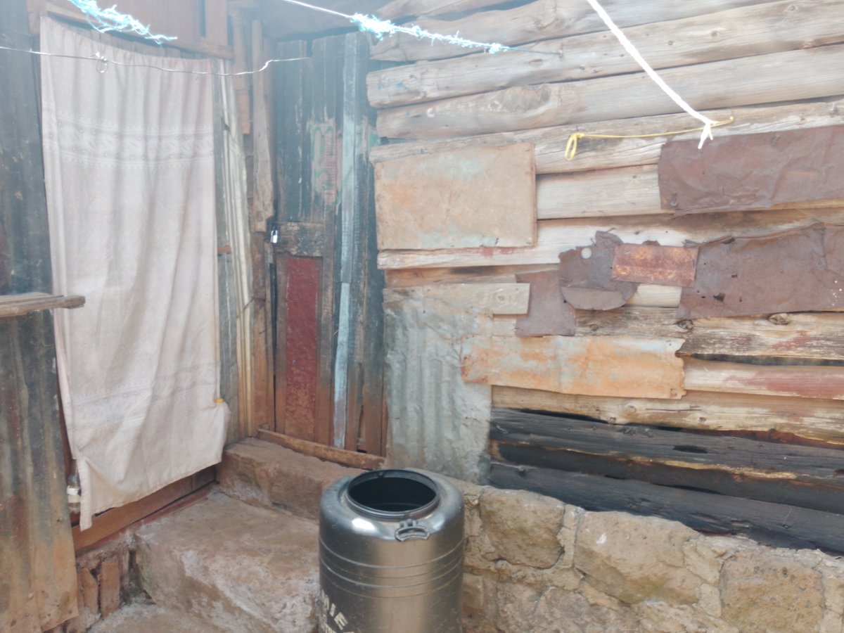 Hand in Hand tweet media