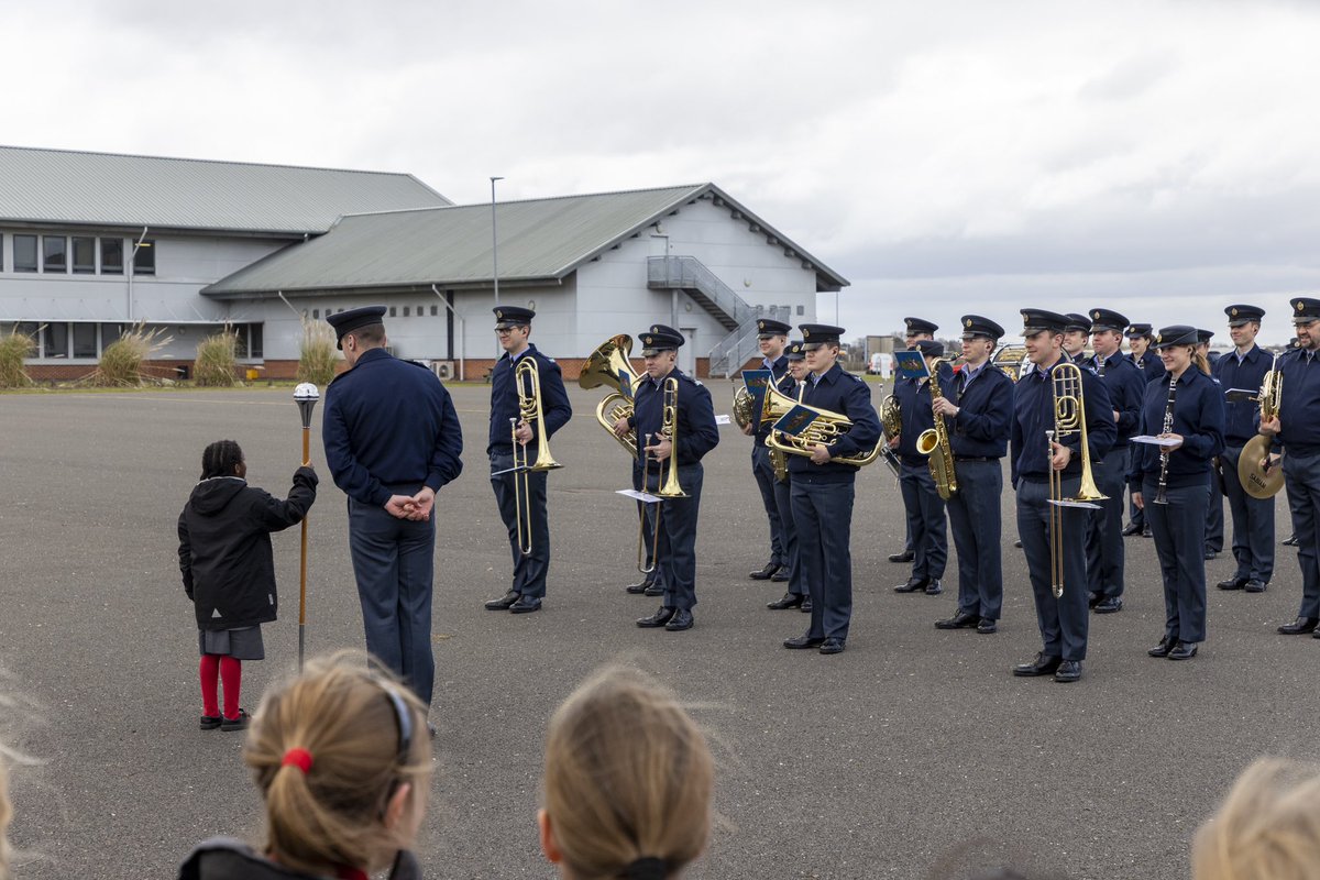 This week <a href="/RAFNortholt/">RAF Northolt</a> and <a href="/RAFMusic/">RAF Music</a> welcomed students from the Godstowe Academy as part of the #RAF’s Outreach to Youth Organisations and Schools. 

Students of the school met members of both the #CentralBand of the #RoyalAirForce and the Band of #RAFRegiment!

#RAFMusic 🎺✈️🥁
