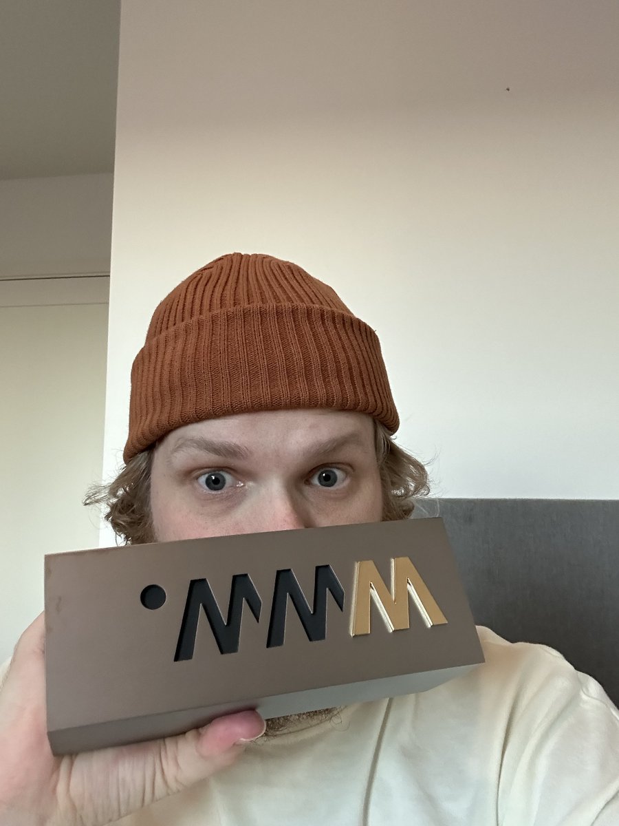 Jesper_Landberg's tweet image. Super happy to be @awwwards independent of the year 2022 :) Thanks to all that deemed me worthy!:)
🍕🦙🥳
awwwards.com/annual-awards-…