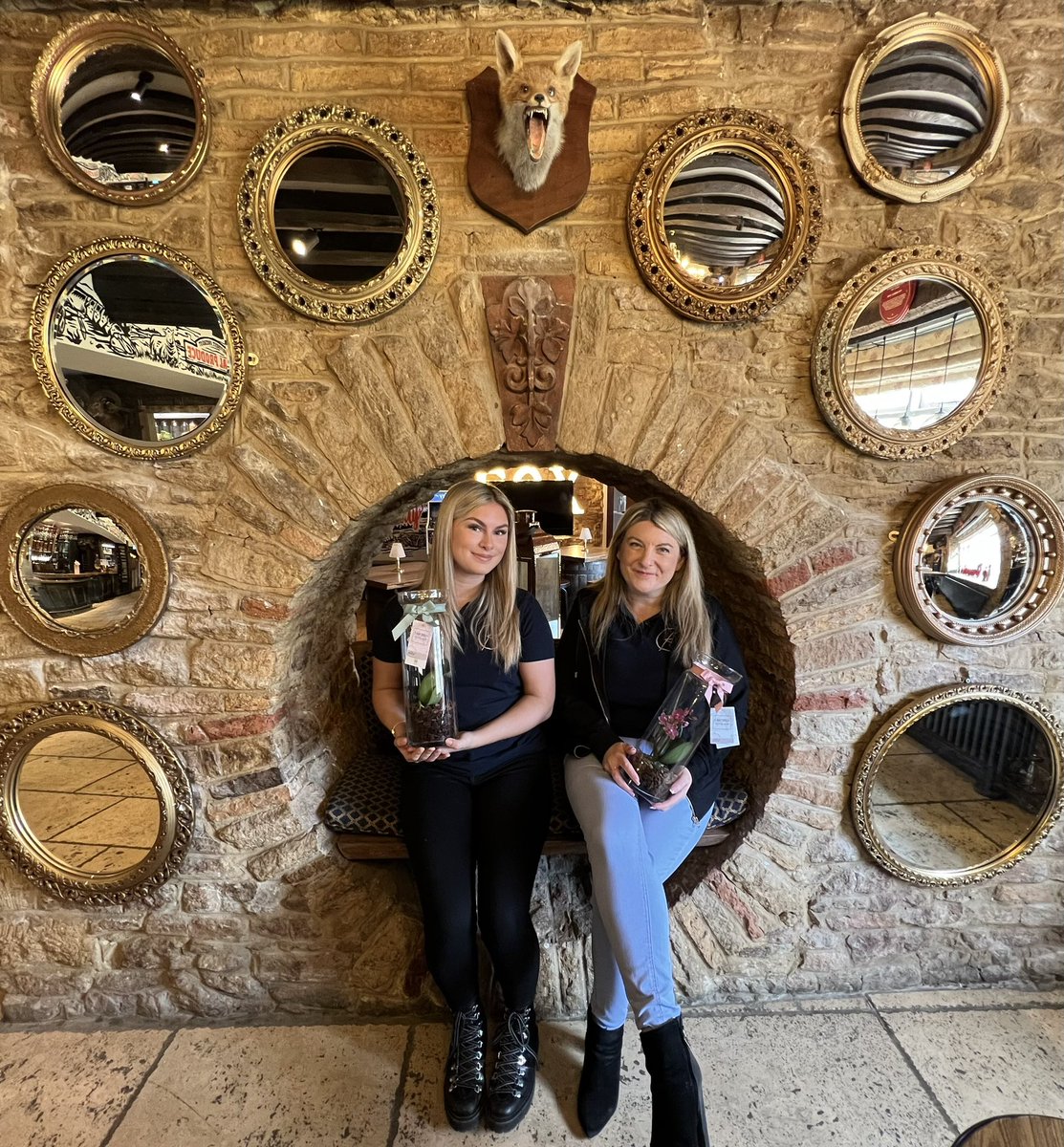 KellyBaldwin_'s tweet photo. THANK YOU 💙

Clare AspireTravel and Mia AspireTravel had an outstanding PEAKS and received over 50 Customer Reviews for their service in the #TravelIndustry throughout January and February.

Here’s to being the best in industry 🥂 

Well done ladies 💙 https://t.co/5ZdNEtW3pz