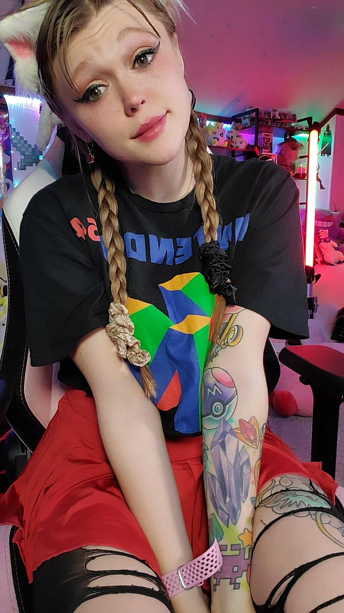 KittyKrystl on Twitter: "Nerds Anonymous stream today. I am still on