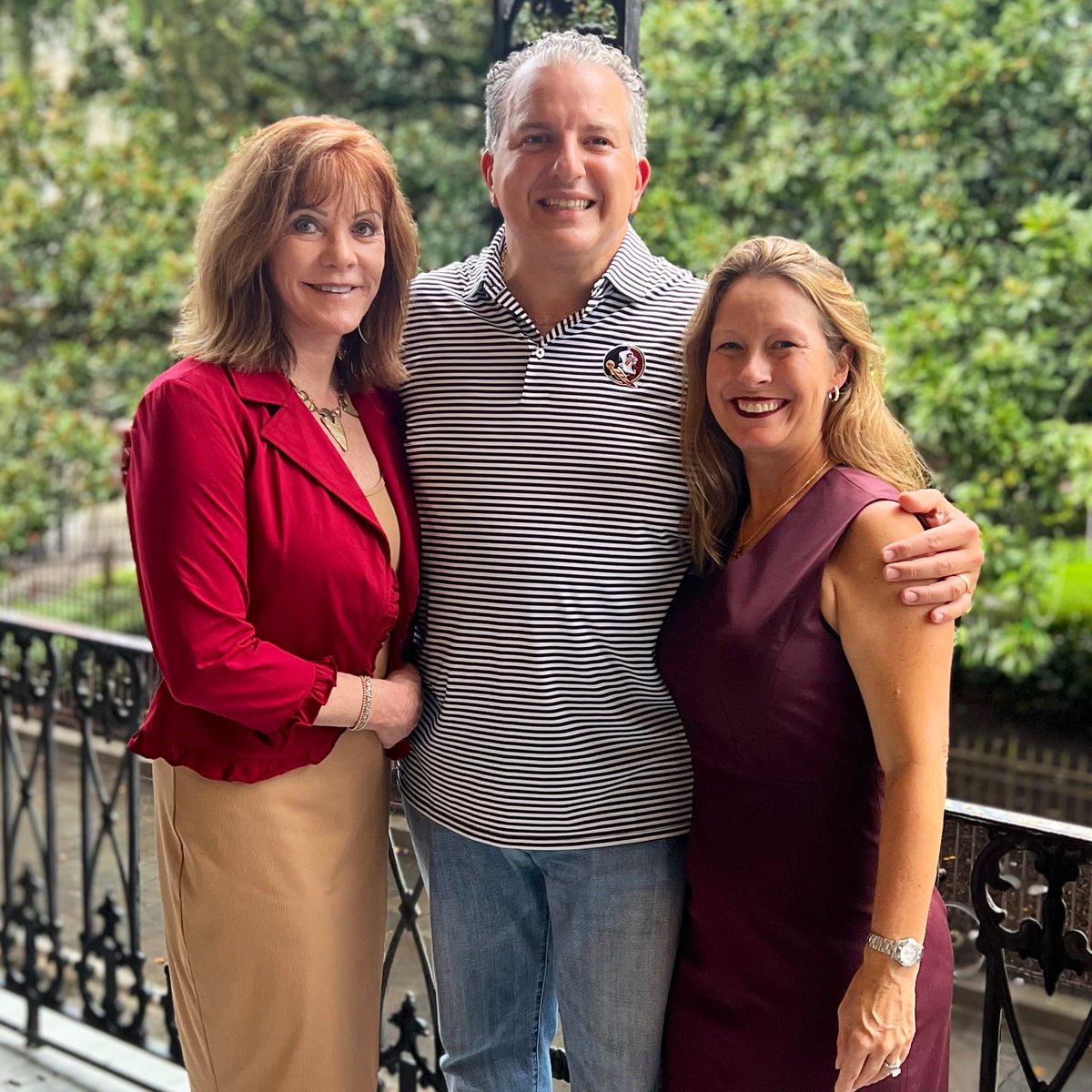 JimmyPatronis's tweet photo. Please help me wish Susan Miller a very Happy Birthday!🎂🎉 #flapol https://t.co/AgEitjSCaU