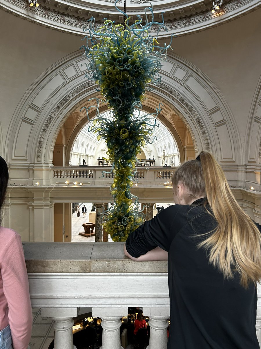 HansonTechArt's tweet image. Followed by a bit more exploring of the galleries. There was lots of interesting discussions taking place. #designlabnation