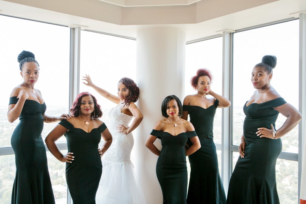 BridgetteM_10's tweet photo. 5 years ago today, we shot the dopest, most beautiful wedding on South African television...EVER!!!
😎📺🎥

Happy 5th Anniversary to my big sis' Nomsa &amp; my brother in-law, Kgabo.
👩🏾‍🤝‍👨🏽💍👰🏽‍♀🌹❤

#WeddingBashers 
#KgaboWedsNomsa
#MNet #DStv https://t.co/Ay8tLsHAK2