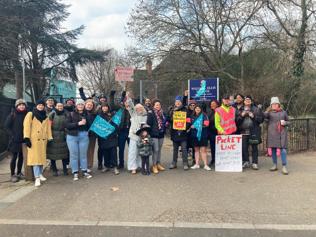 Richard Osley on Twitter "RT NewJournal Picket lines outside William
