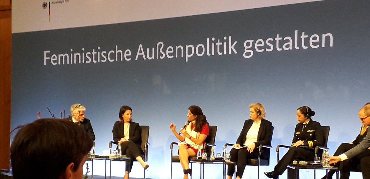 MarionBoeker's tweet photo. 1st day of adopted guidelines of #FeministForeignPolicy in Germany #FFP. Yesterdays presentation if all our work, of German #CSOnet4UNSCR1325 #WPS since 2000, #CFFP @AuswaertigesAmt @ABaerbock was successful. Now,we count on #DeedsNotWords @womenalliance @DFR49 @EuropeanWomen https://t.co/vFfnObxhbJ
