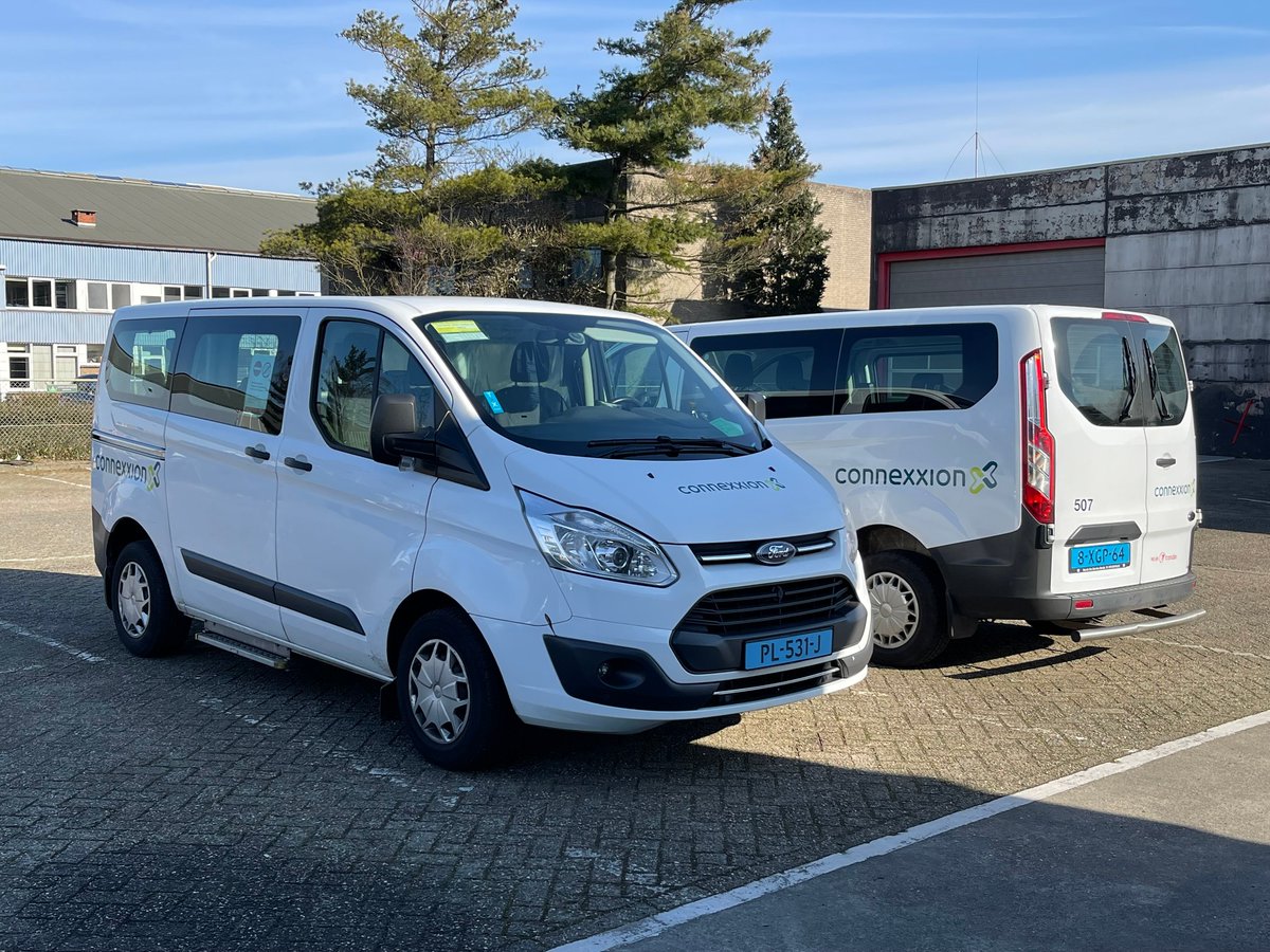 In Breda moet iedereen kunnen stemmen 15 maart. Ook Bredanaars met een lichamelijke beperking of ouderen zonder vervoer. Daarom is de gratis stemtaxi er. De taxi haalt je op, wacht en brengt je weer thuis. Reserveren kan vanaf 8 maart. Meer info 👉 breda.nl/stemtaxi