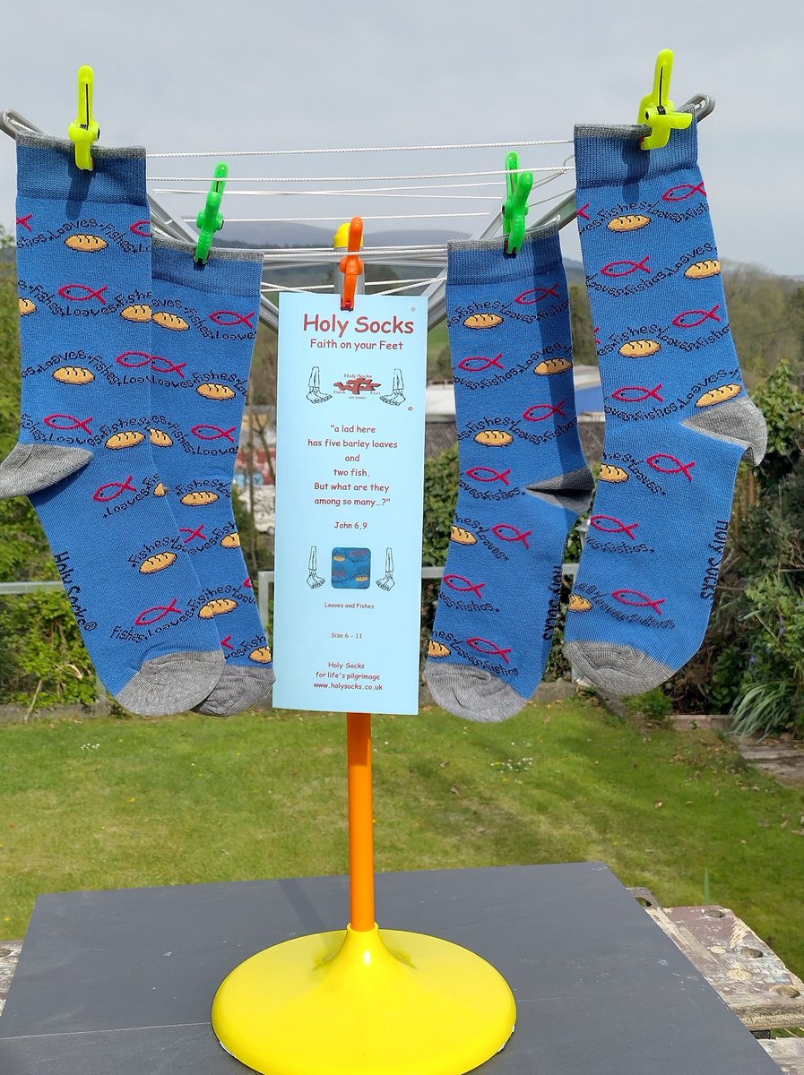 MagsatHolySocks's tweet image. Well done #grimsbytownfc  - you've got the fish, now add the loaves. holysocks.co.uk/products/featu… #fish #loaves