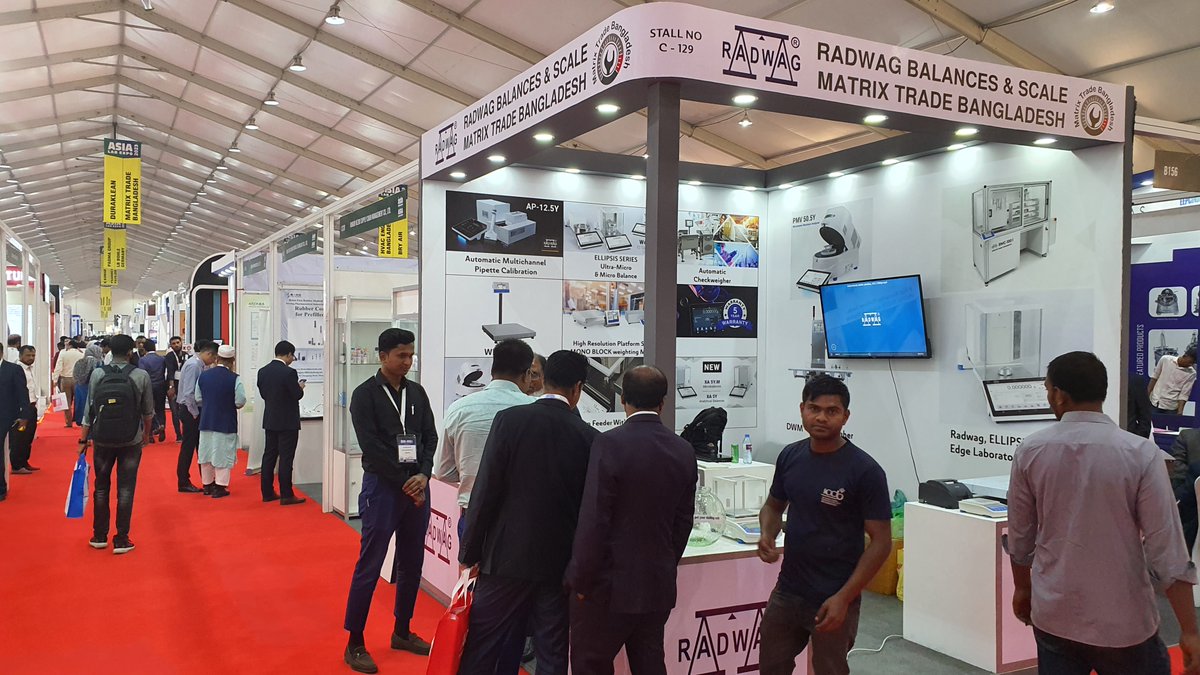 RADWAGscales's tweet photo. The @p_asiapharma in Dhaka, Bangladesh is underway! Together with our distributor Matrix Trade Bangladesh, we are presenting our offer for pharma and laboratories.
We look forward to seeing you until Saturday 4 March at stand C-129.
#RADWAG #matrixtrade #expo #asiapharmaexpo https://t.co/Hh02w7nQf6