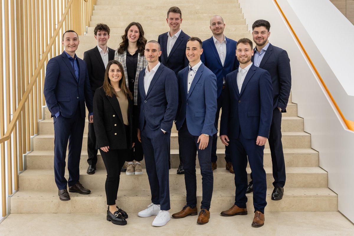 Herzlich willkommen! Gestern durften wir 10 neue #Trainees der Ausrichtungen Digitalisierung, #IT, Produktmanagement &amp; Vertrieb sowie Immobilien bei uns begrüßen. 😀 Wir wünschen euch einen erfolgreichen Start und eine tolle Zeit!